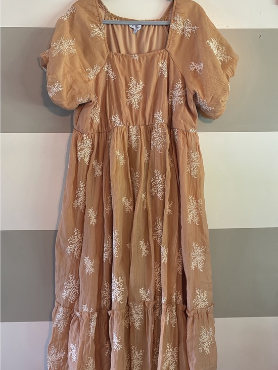 Polagram Dresses & Skirts - Polagram Tan Maxi Dress with White Floral Embroidery